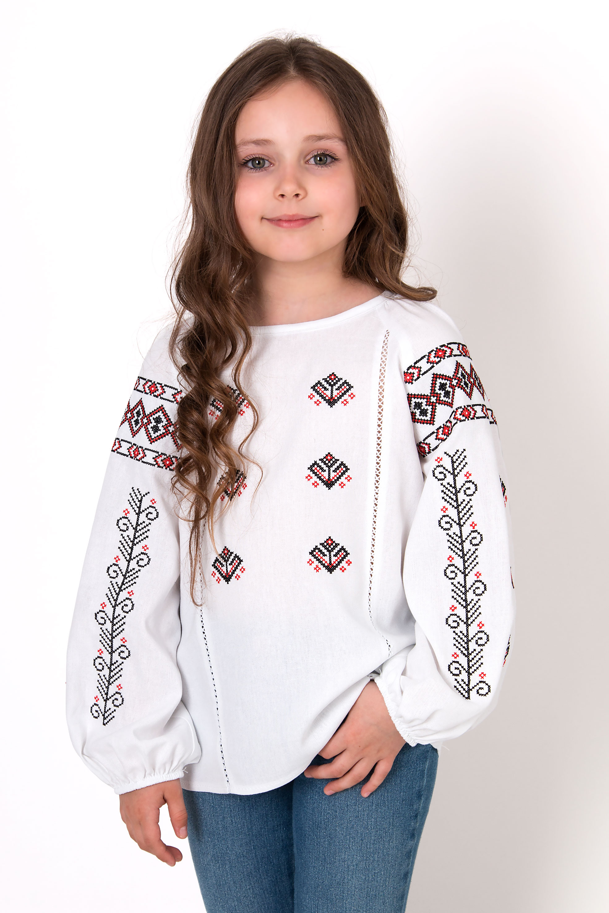 Вишиванка для дівчинки білий Mevis 4971-03