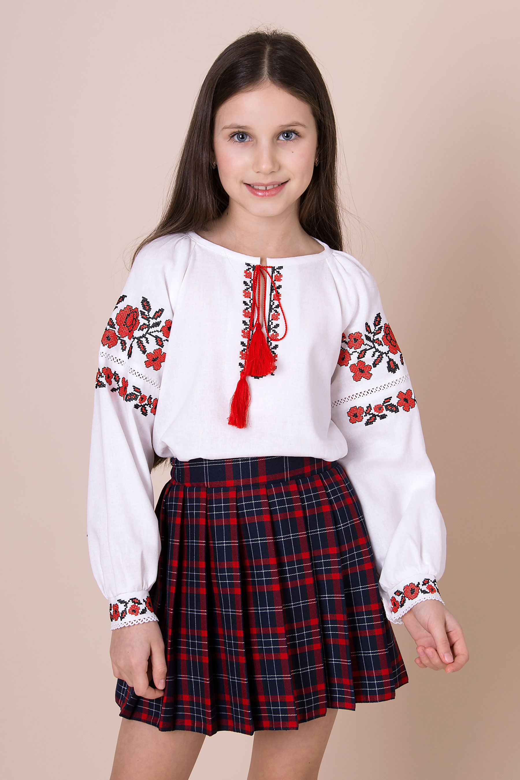 Вишиванка для дівчинки білий Mevis 5268-01