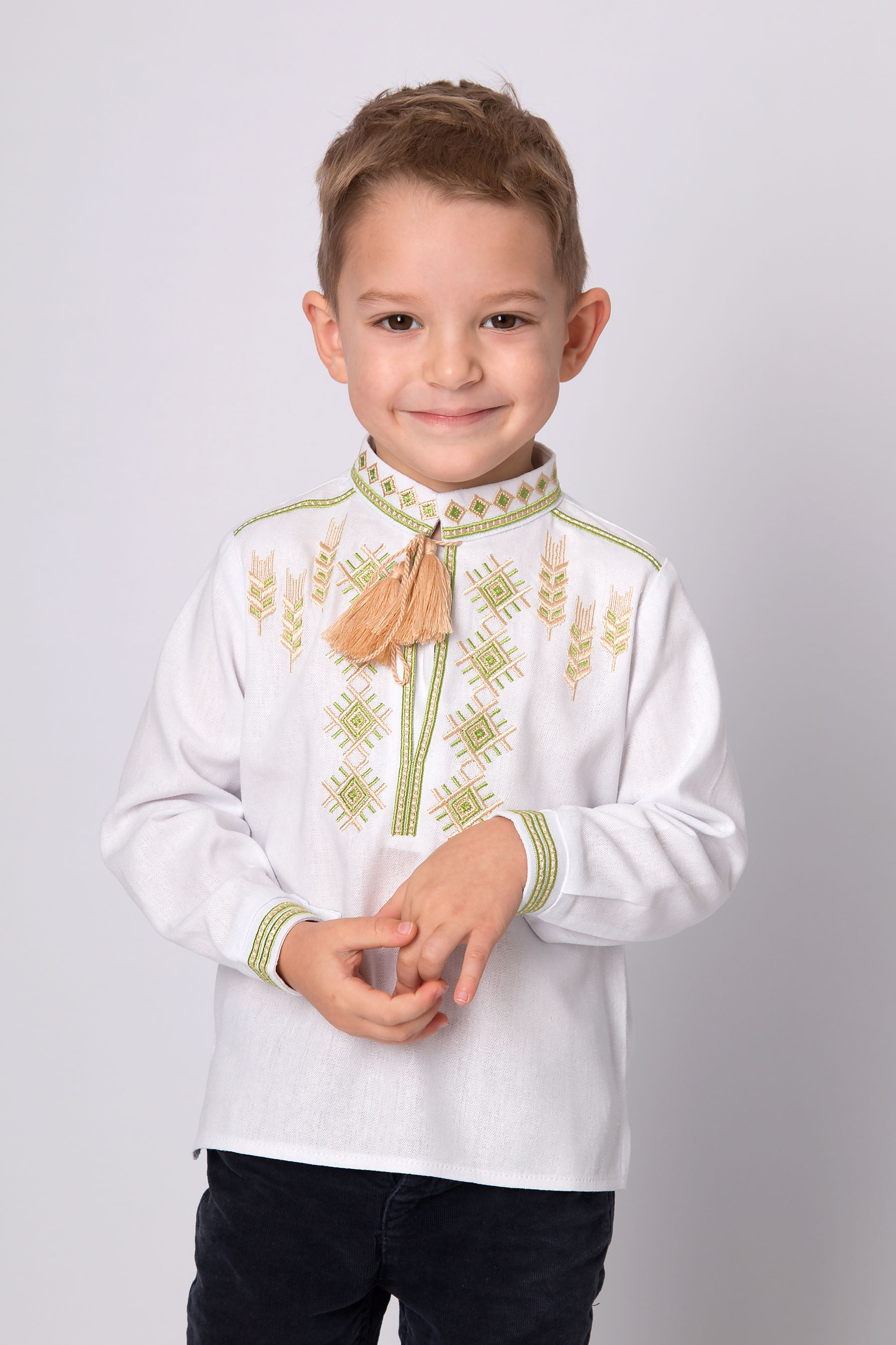 Вишиванка для хлопчика білий Mevis 5566-01біл