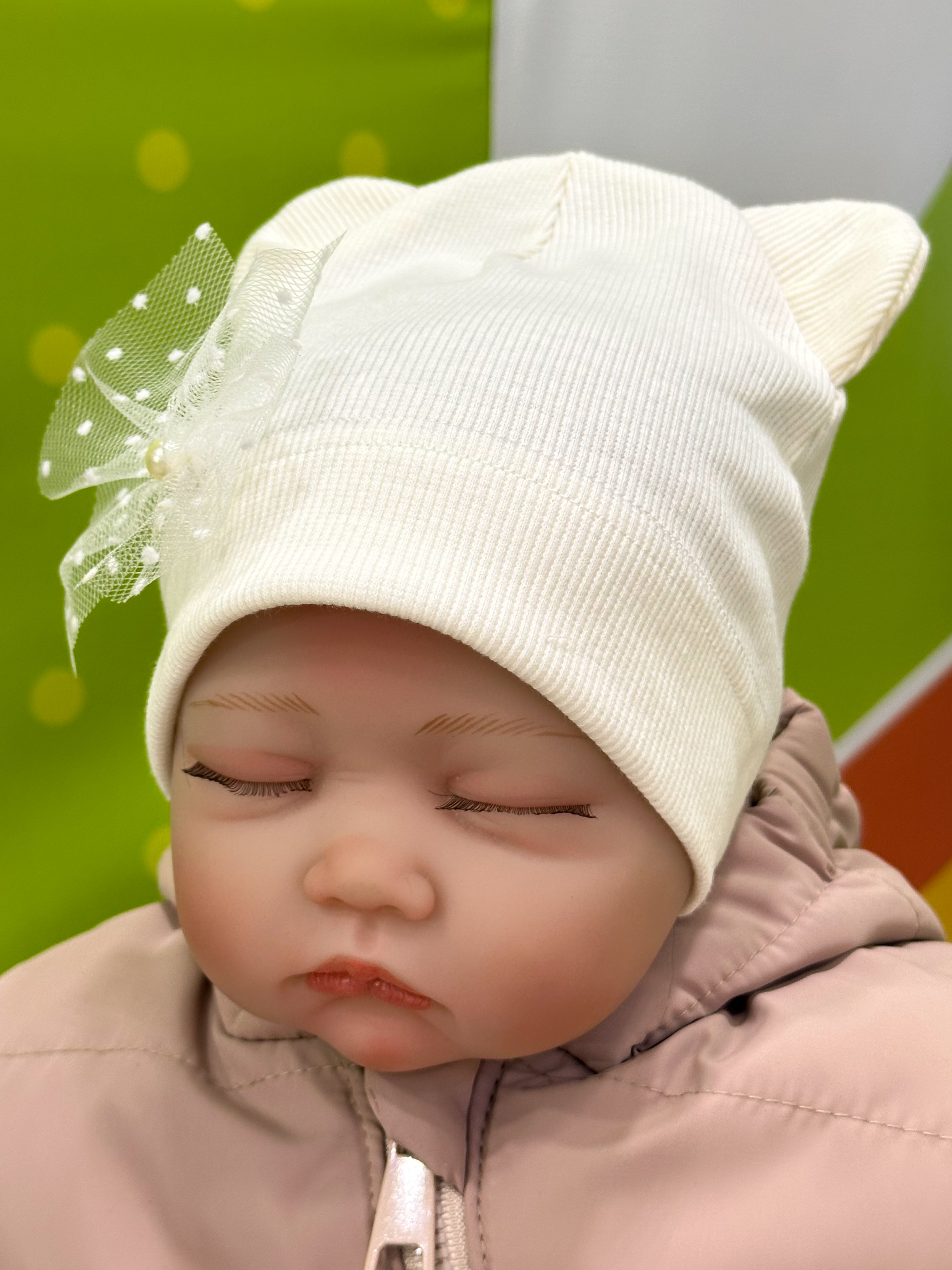 Шапка рубчик з мереживною квіткою для дівчинки молочний Talvi Kids 03549/мол