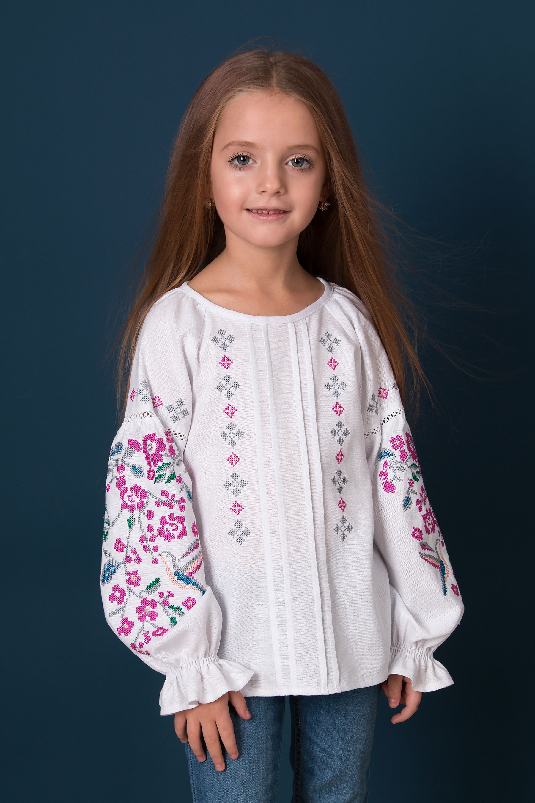 Вишиванка для дівчинки білий Mevis 5709-01