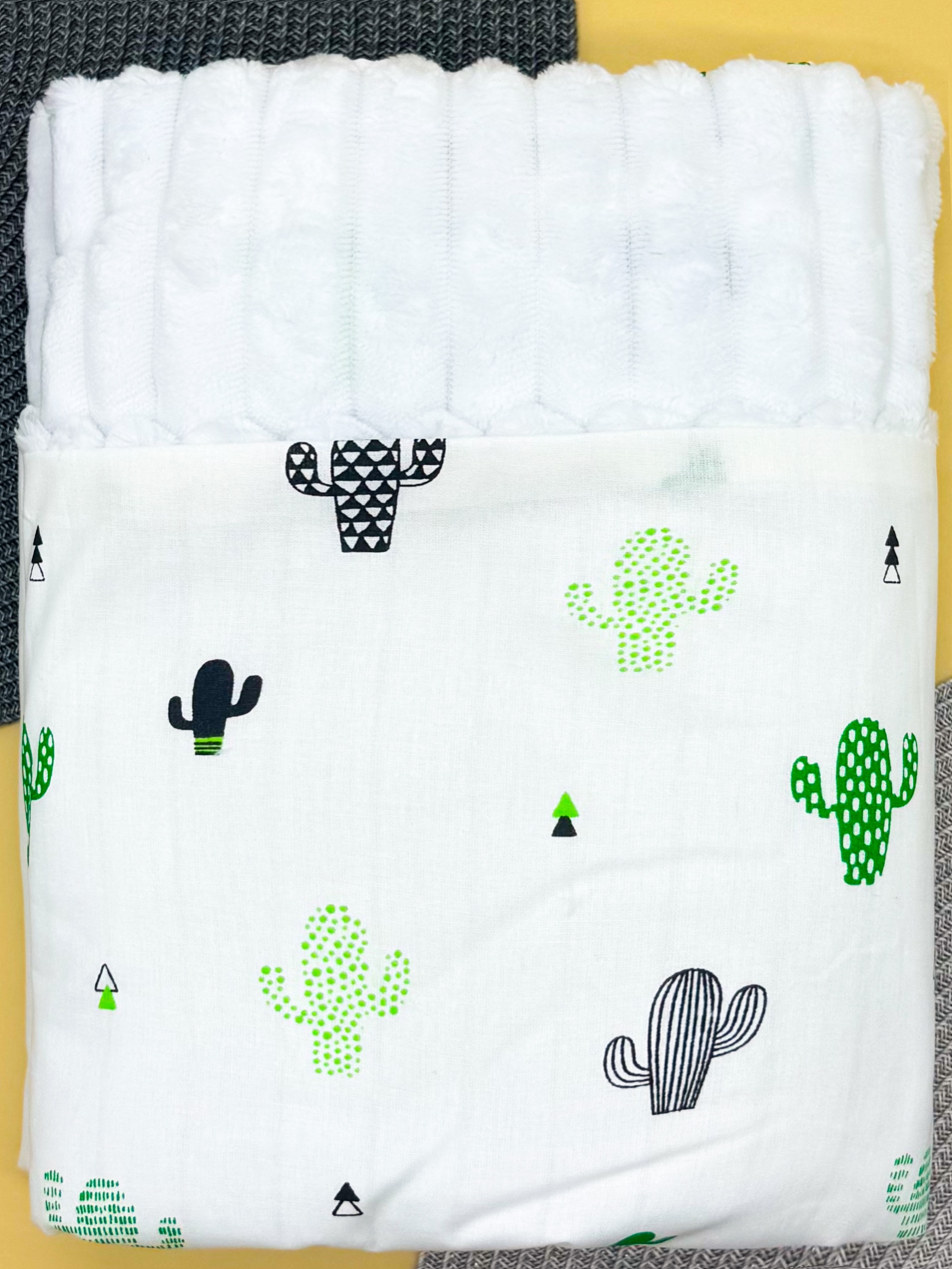 Плед велюровий Унісекс білий OptTextile Кактус/біл