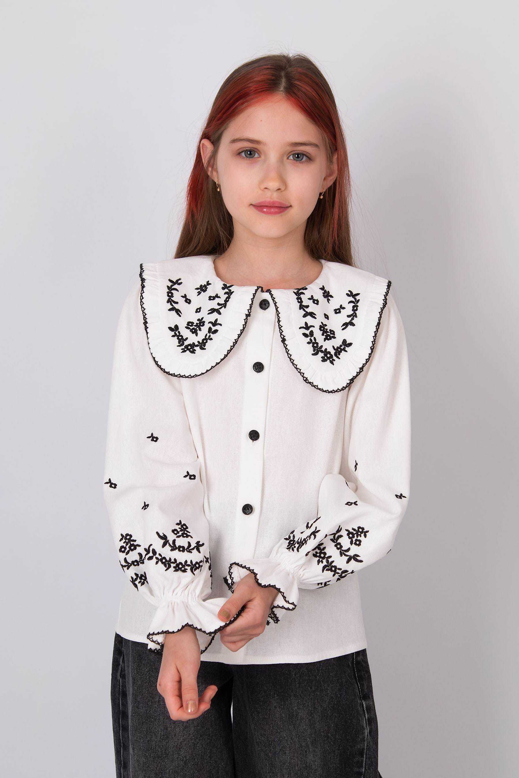 Вишиванка для дівчинки молочний Mevis 5867-02