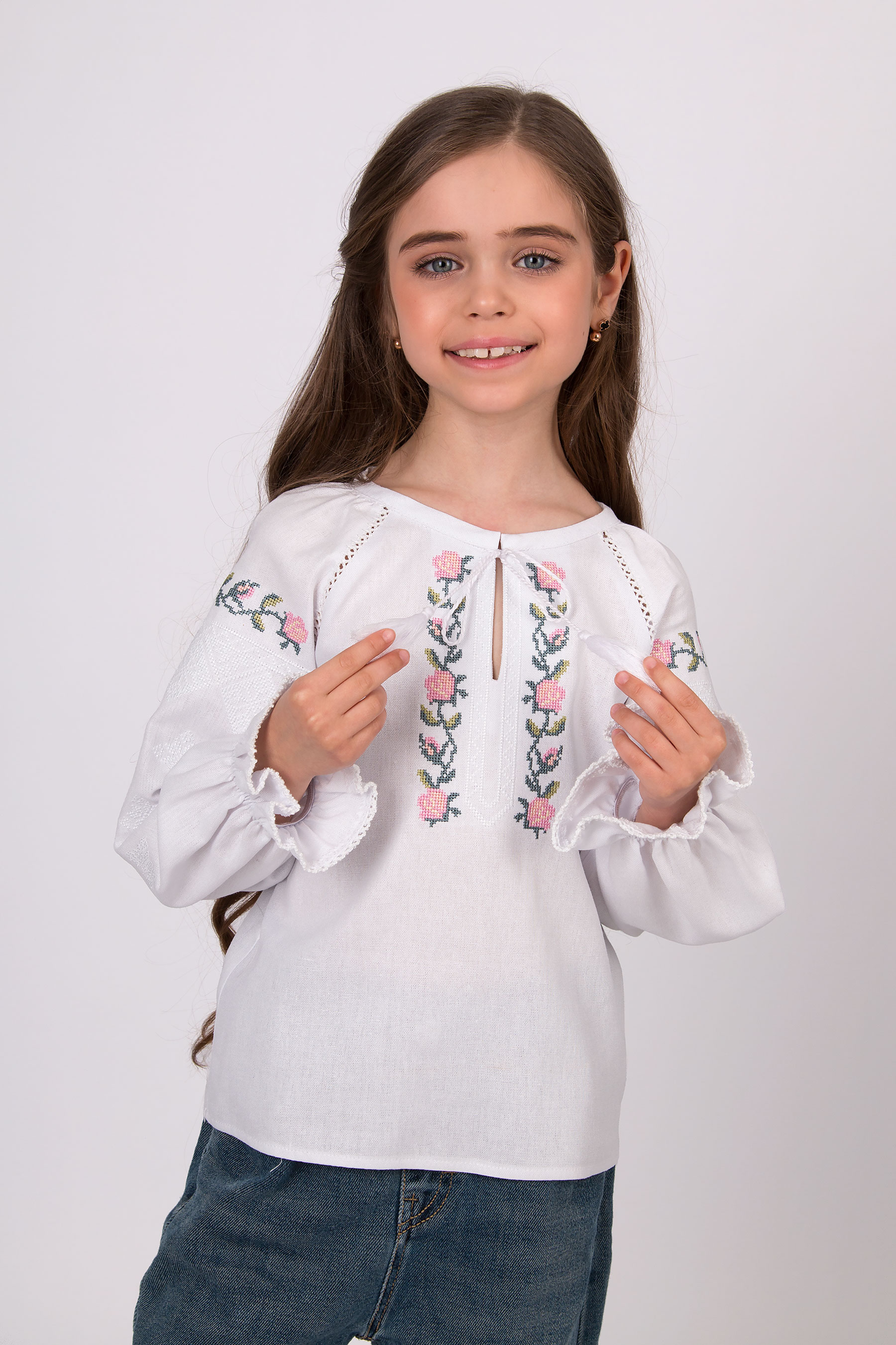 Вишиванка для дівчинки білий Mevis 5861-01