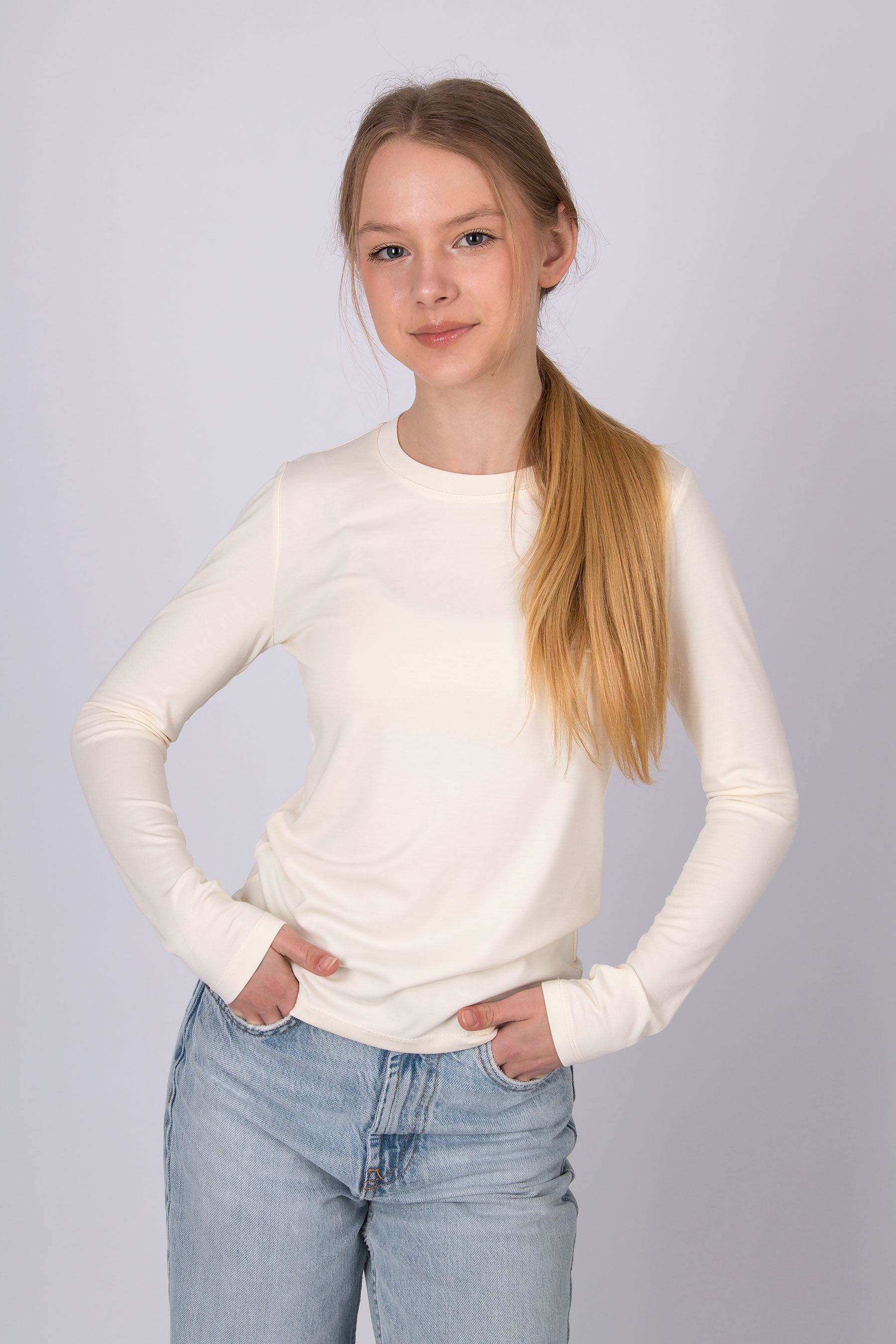 Лонгслів для дівчинки молочний Mevis 5841-02