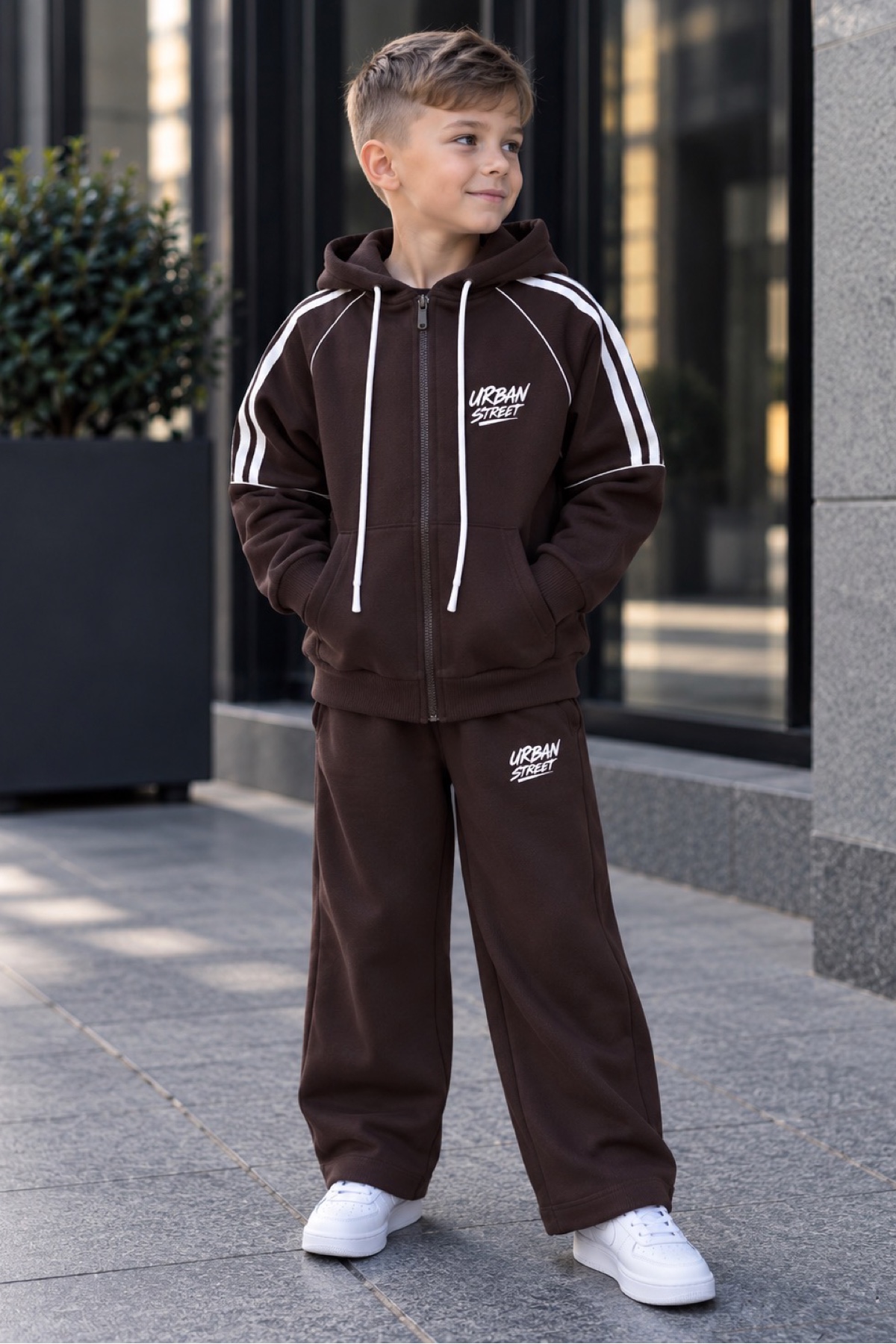 Костюм спортивний Лакоста для хлопчика шоколадний DimGerLena Urban/шок